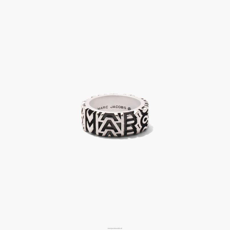 Marc Jacobs VBN8X459 prsteň s vyrytým monogramom
