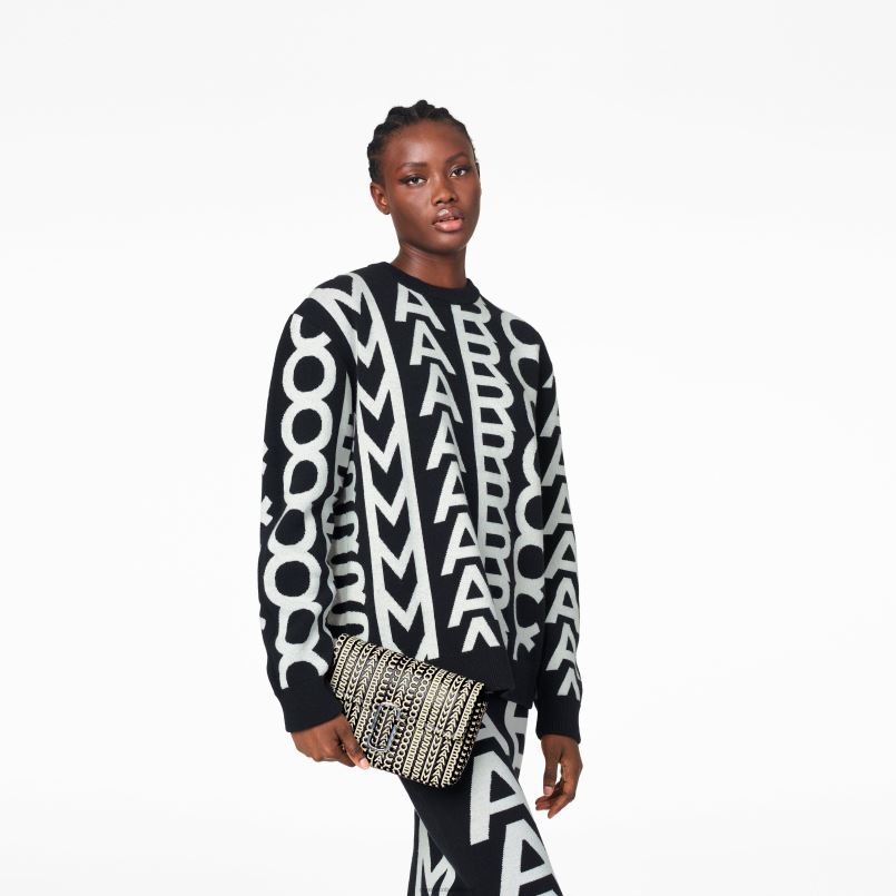 Marc Jacobs VBN8X217 kožená taška cez rameno s monogramom